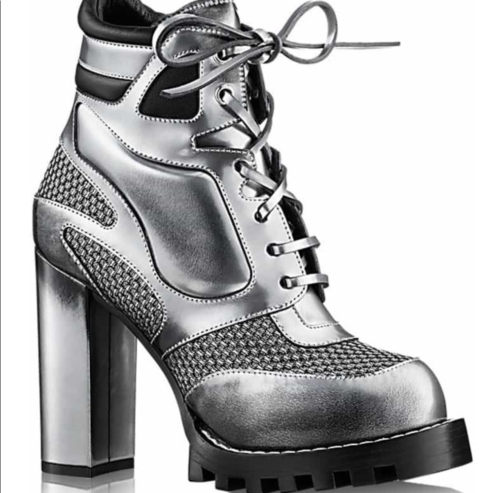 Louis Vuitton metallic digital gate ankle boot